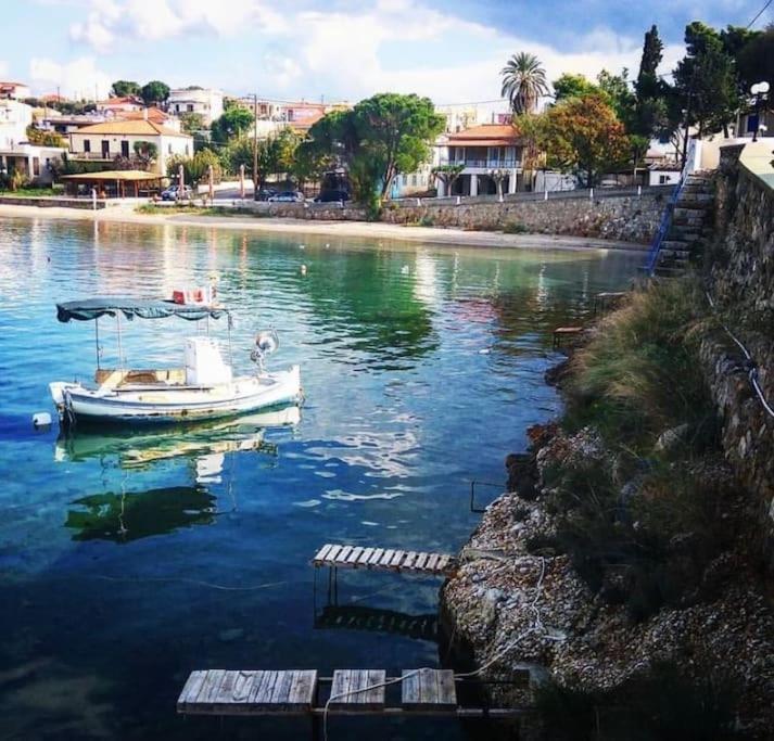 Κατοικία 80 Τ.Μ. Δίπλα Από Την Θάλασσα Στην Ελιά. Elia  Bagian luar foto